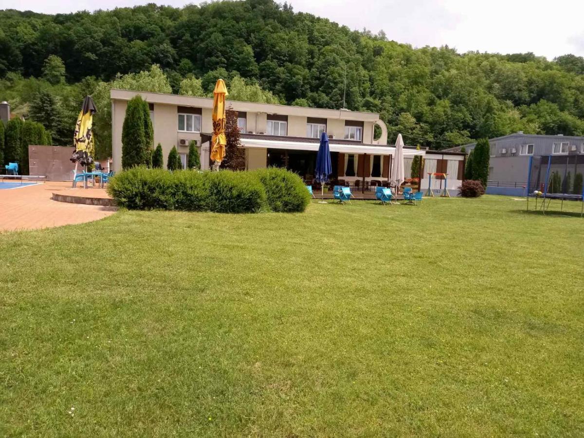 Hotel Drinska Lasta Ljubovija Εξωτερικό φωτογραφία